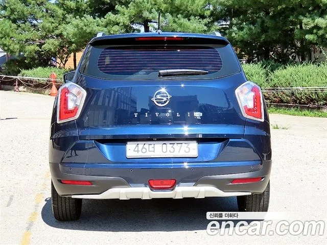 KG_Mobility_Ssangyong TIBOLI 2015 thumb 4