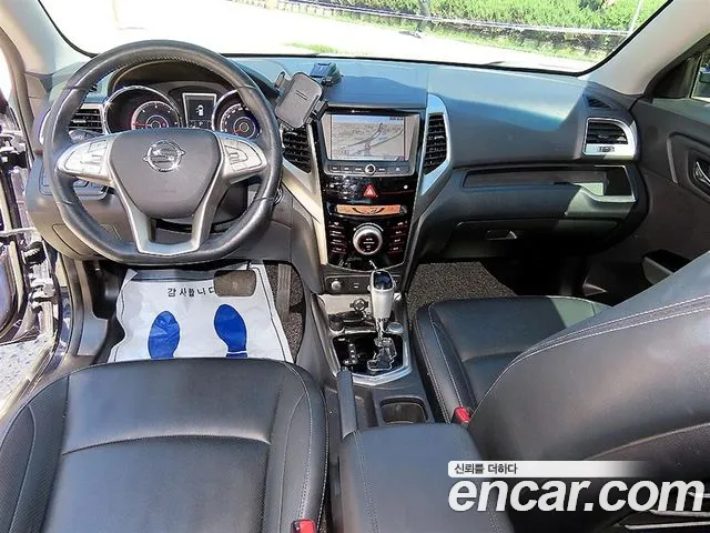 KG_Mobility_Ssangyong TIBOLI 2015 thumb 7