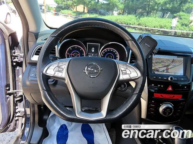 KG_Mobility_Ssangyong TIBOLI 2015 thumb 8