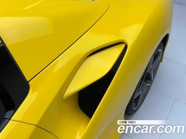 Ferrari F8 2021 thumb 8