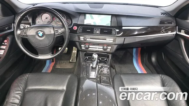 BMW 5-Series 2011 thumb 7