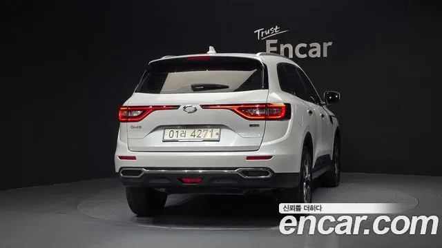 Renault-KoreaSamsung Koleos 2017 thumb 4