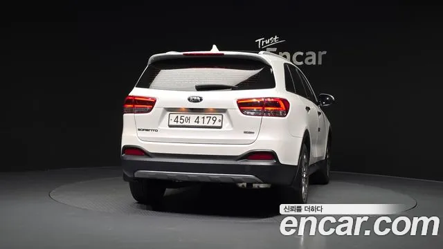Kia Sorento 2015 thumb 4
