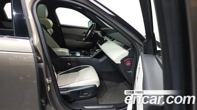 Land Rover Range Rover Velar 2019 thumb 11