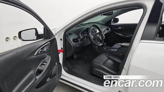 ChevroletGMDaewoo Malibu 2018 thumb 10