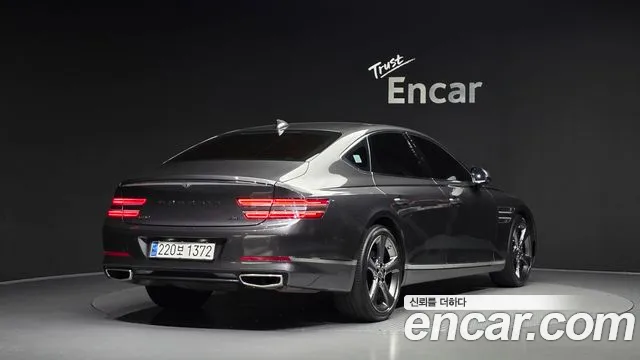 Genesis G80 2020 thumb 2