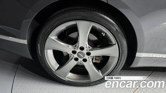 Genesis G80 2020 thumb 5