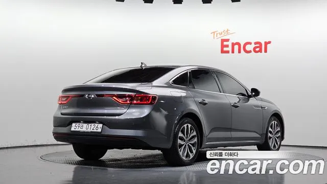 Renault-KoreaSamsung Megane 2016 thumb 2