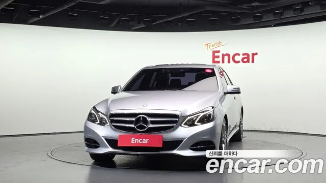 Mercedes-Benz E-Класс 2015 thumb 3