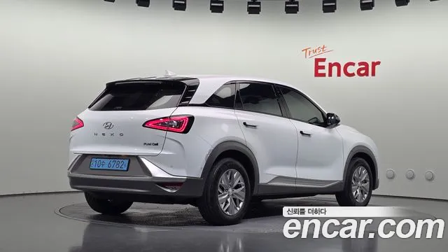 Hyundai Nexo 2024 thumb 2