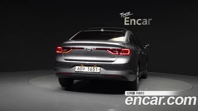 Renault-KoreaSamsung Megane 2017 thumb 4