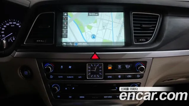 Genesis G80 2017 thumb 12