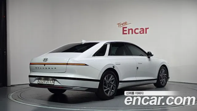 Hyundai Grandeur 2023 thumb 2