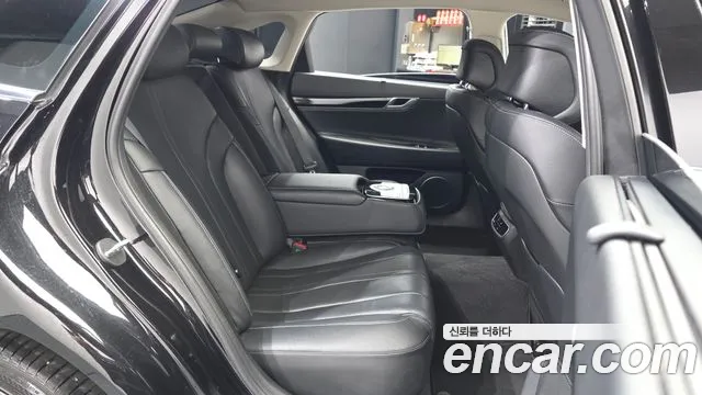 Genesis G80 2021 thumb 12