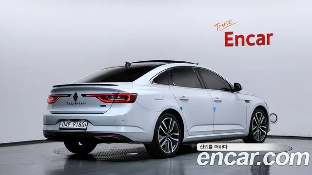 Renault-KoreaSamsung Megane 2016 thumb 2