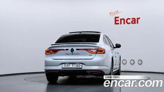 Renault-KoreaSamsung Megane 2016 thumb 4