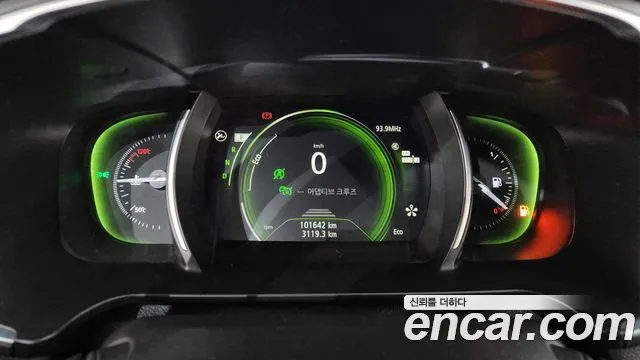 Renault-KoreaSamsung Megane 2016 thumb 8