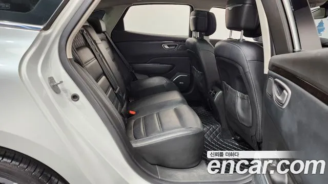 Renault-KoreaSamsung Megane 2016 thumb 11