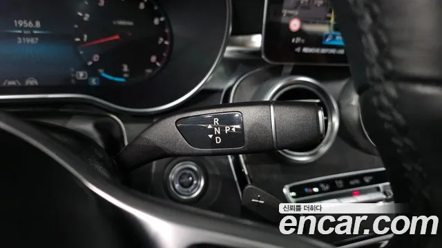 Mercedes-Benz GLC 2022 thumb 9
