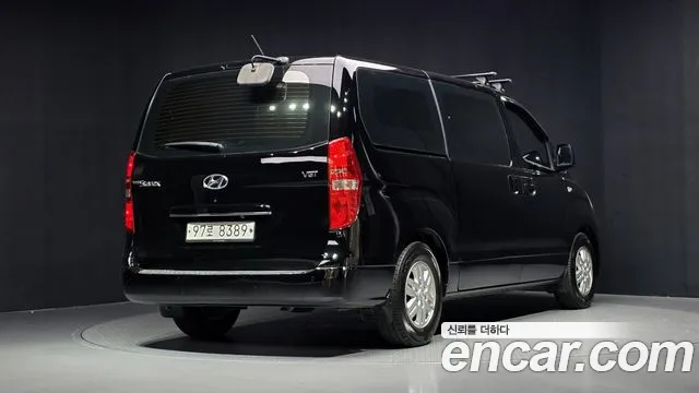 Hyundai Starex 2016 thumb 2