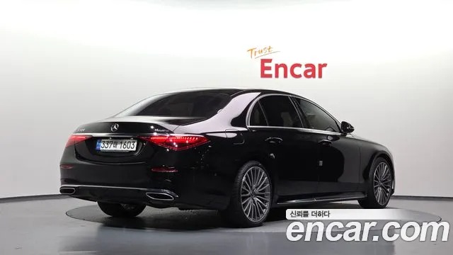 Mercedes-Benz S-Класс 2023 thumb 2