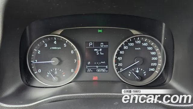 Hyundai Avante 2016 thumb 8
