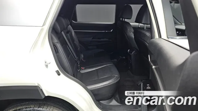 KG_Mobility_Ssangyong Torres 2022 thumb 11