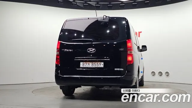Hyundai Starex 2016 thumb 4
