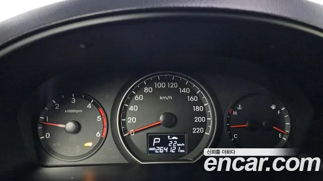 Hyundai Starex 2016 thumb 8