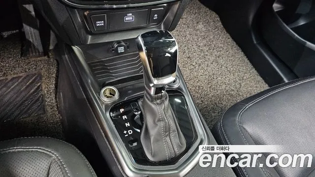KG_Mobility_Ssangyong TIBOLI 2020 thumb 8