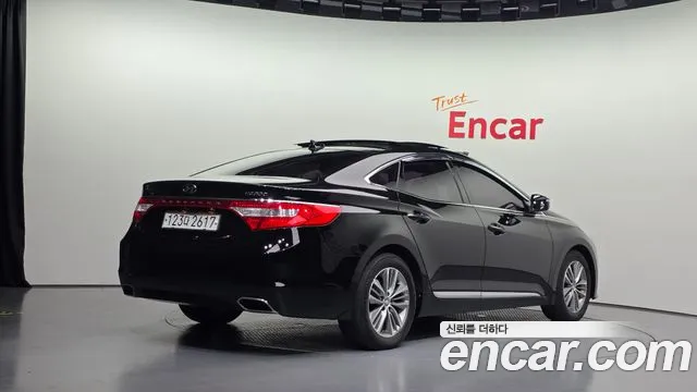 Hyundai Grandeur 2016 thumb 2