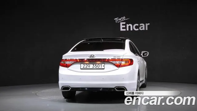 Hyundai Grandeur 2014 thumb 4