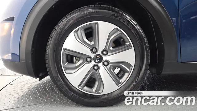 Kia Niro 2018 thumb 5