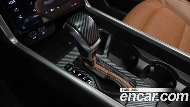 KG_Mobility_Ssangyong Torres 2022 thumb 8