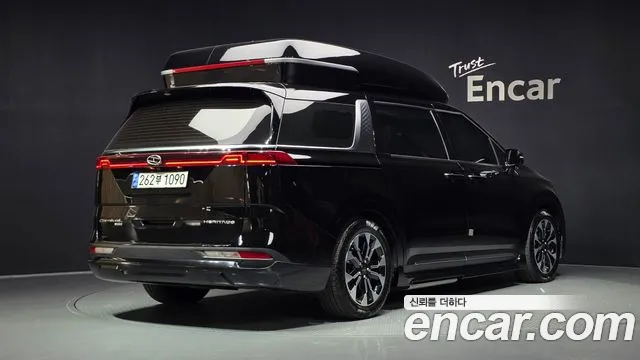 Kia Carnival 2021 thumb 2