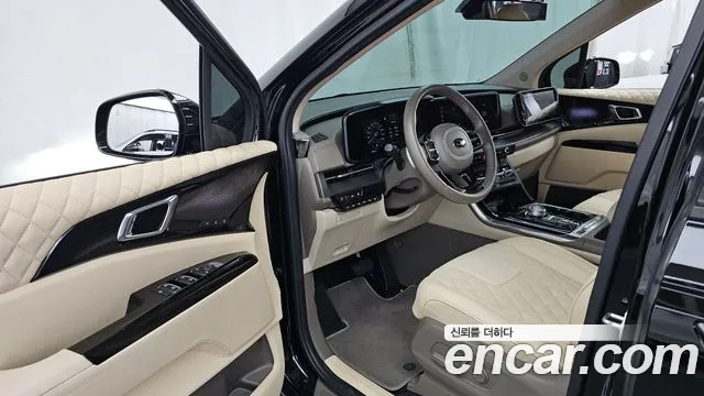 Kia Carnival 2021 thumb 10