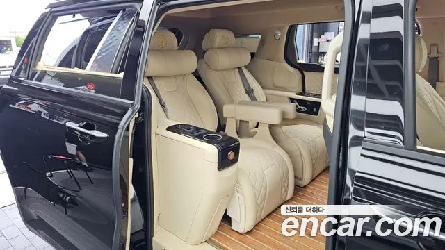 Kia Carnival 2021 thumb 12