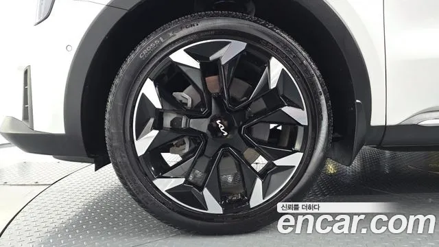 Kia Sorento 2025 thumb 4