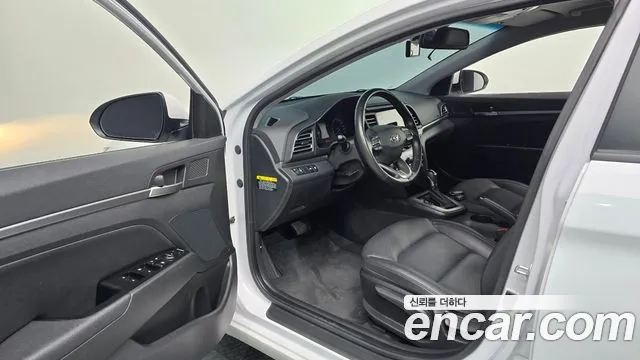 Hyundai Avante 2019 thumb 10