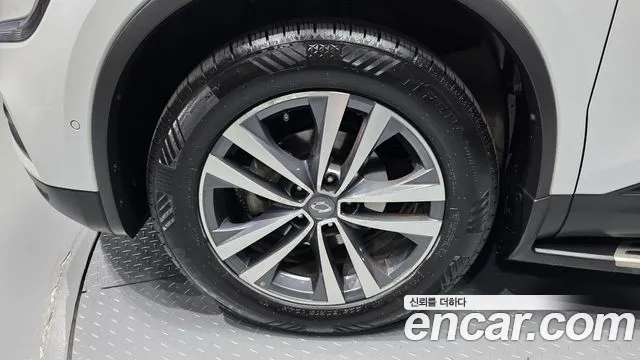 Renault-KoreaSamsung Koleos 2018 thumb 4
