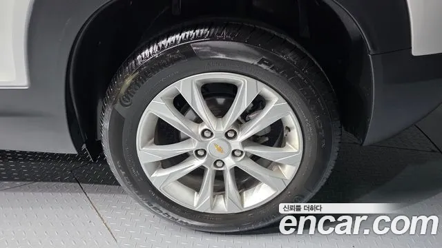 ChevroletGMDaewoo TrailBlazer 2021 thumb 4