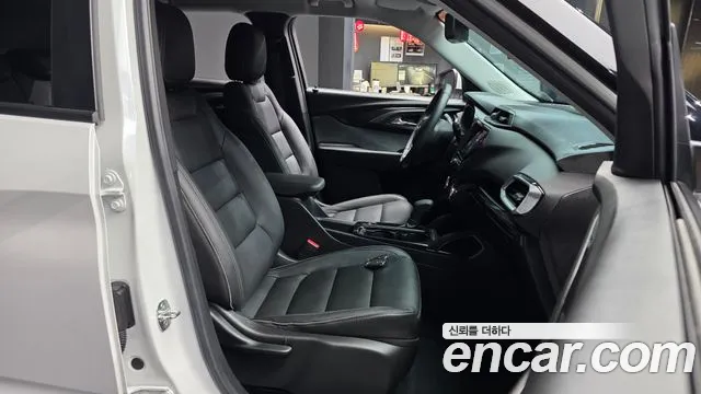 ChevroletGMDaewoo TrailBlazer 2021 thumb 10