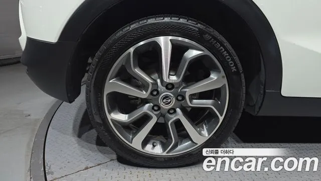 KG_Mobility_Ssangyong TIBOLI 2016 thumb 5