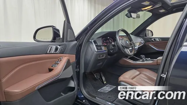 BMW X5 2019 thumb 9