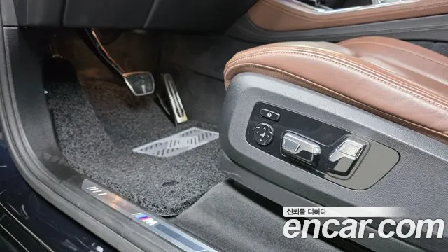 BMW X5 2019 thumb 12