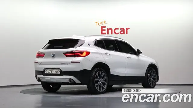 BMW X2 (F39) 2020 thumb 2