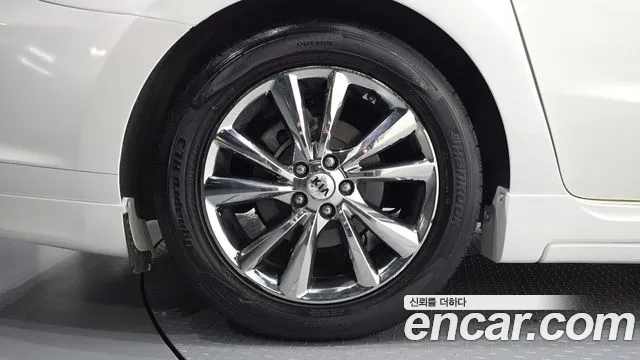 Kia Carnival 2019 thumb 5