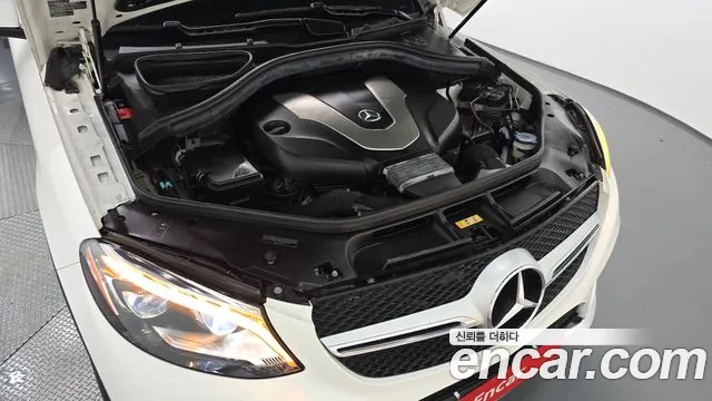 Mercedes-Benz GLE 2018 thumb 5