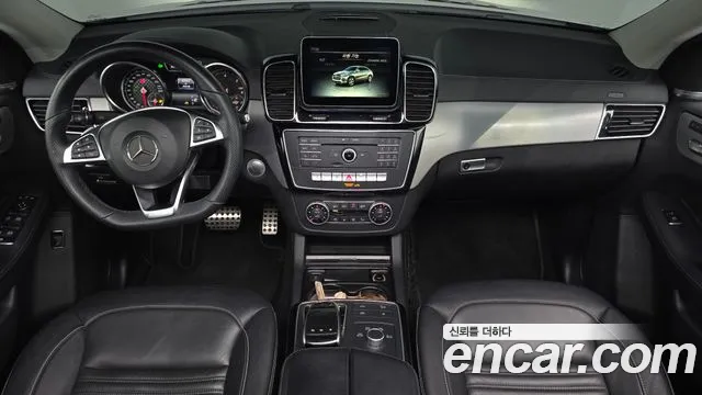 Mercedes-Benz GLE 2018 thumb 6