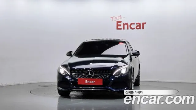 Mercedes-Benz C-Класс 2016 thumb 3